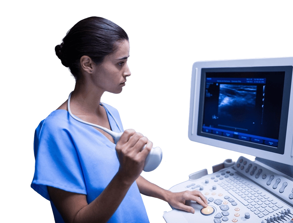 врач смотрящий на монитор УЗИ
